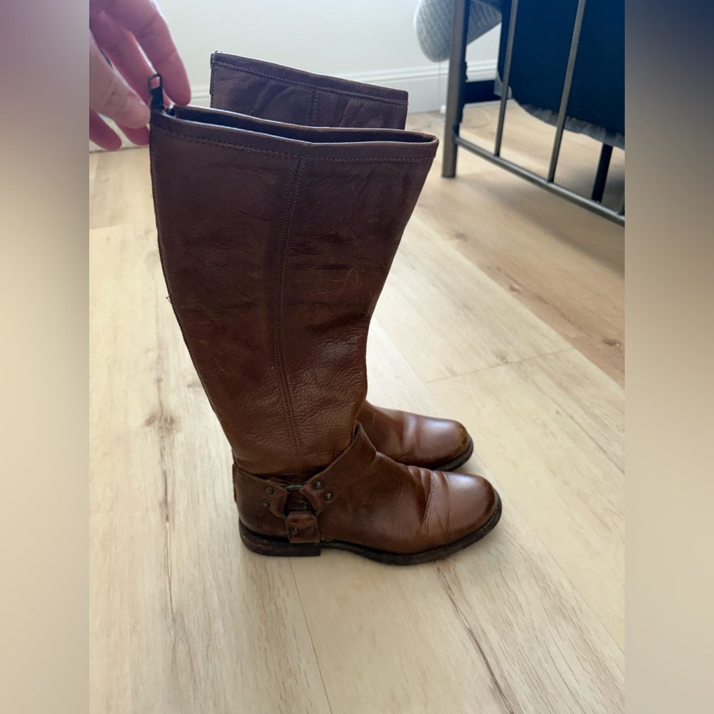 Frye Riding Boots size 6 good condition